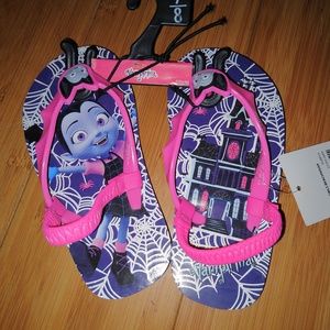 Toddler Girl Vampirina Beach Flip Flop Sandal 7 8